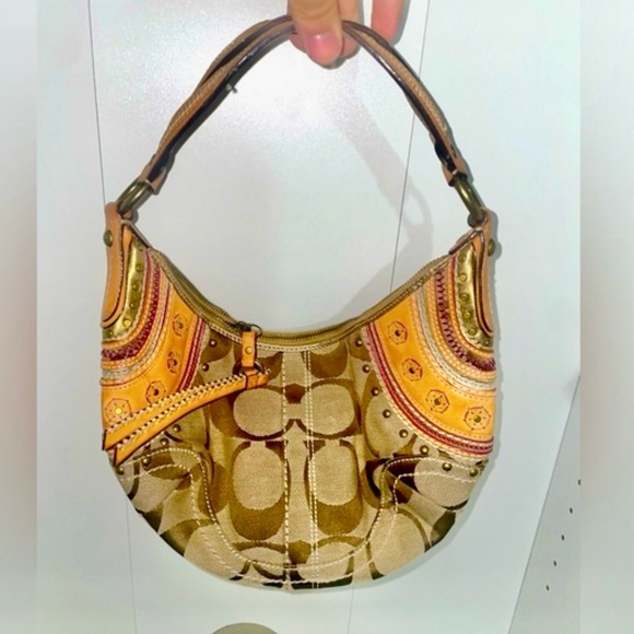 Coach Handbags - Rare🔥 Vintage coach crescent bag hobo bag half moon bag y2k bag